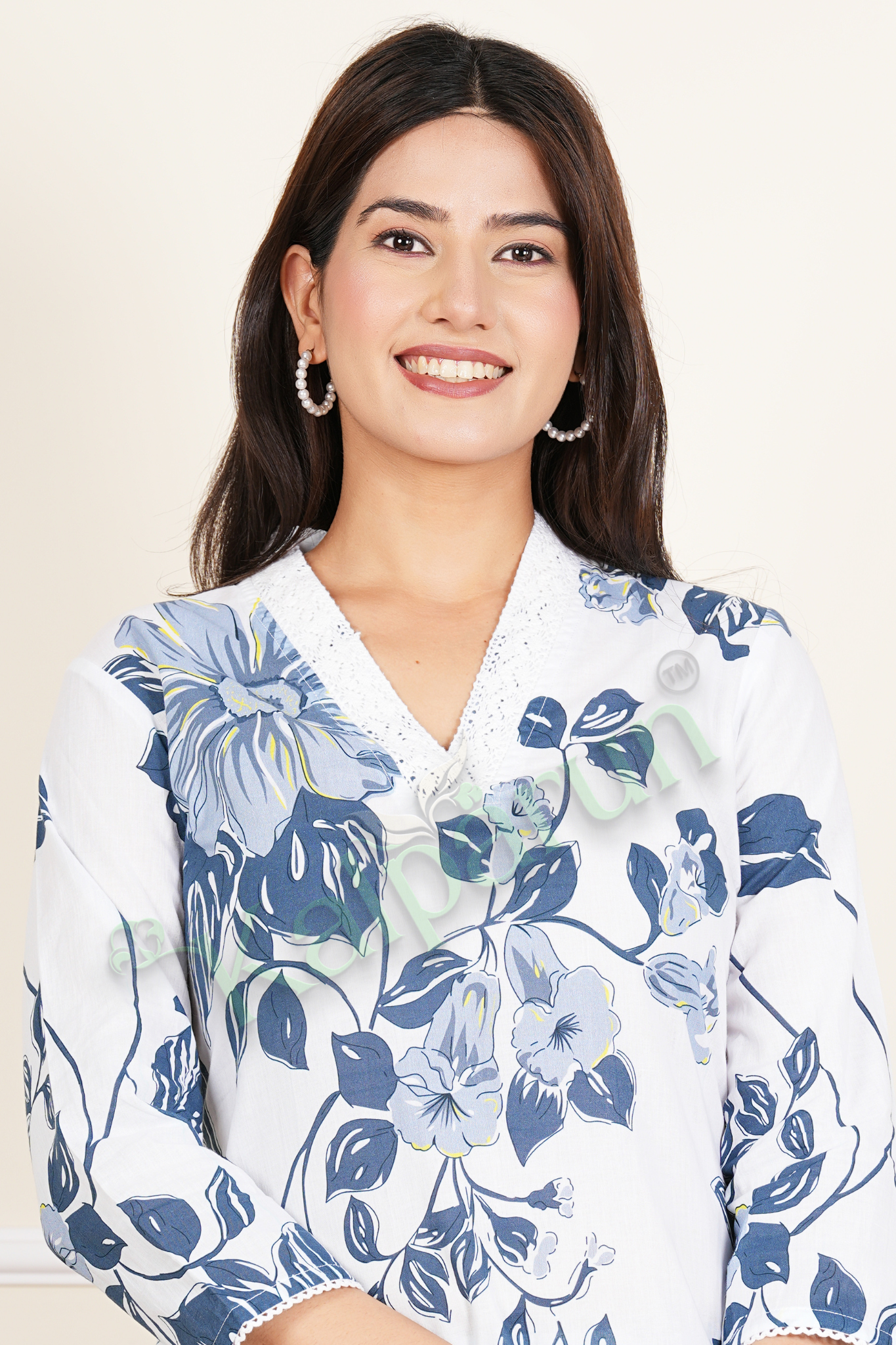 Women's Floral Palazzo Set, White and Blue Printed Cotton Kurta with Pants, V-Neck, 3/4 Sleeves