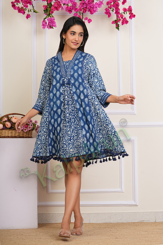 Kalparun Women's Blue Floral Print Dress, V-Neck, 3/4 Sleeves, Tassel Hem