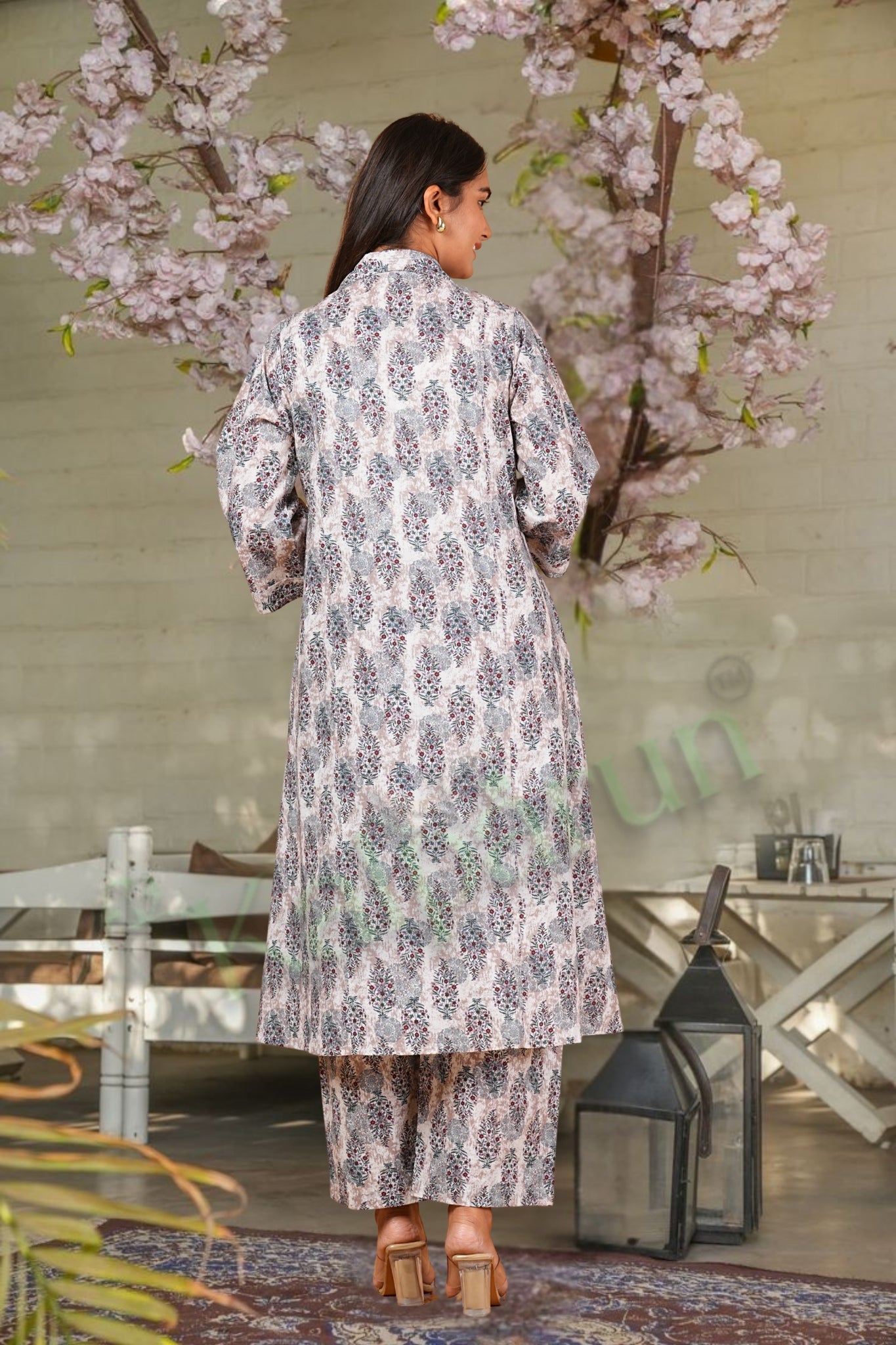 Kalparun Women's Paisley Print Cotton Kurta Pant Set, Button-Down Kurta Set, Grey and Pink Color