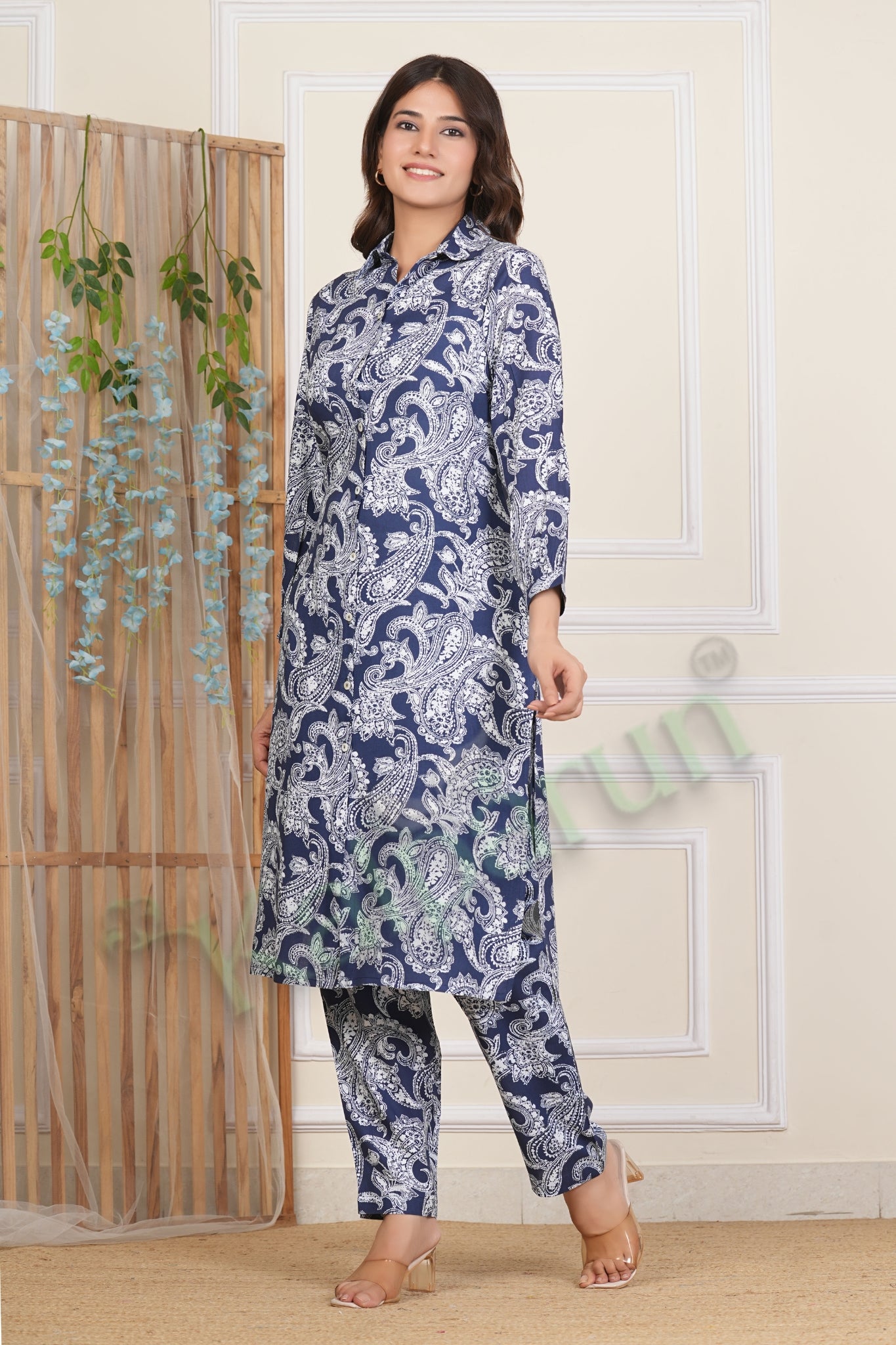 Kalparun Floral Print Rayon Kurta Set with Pants, Blue Kurta Set, Collared Neck