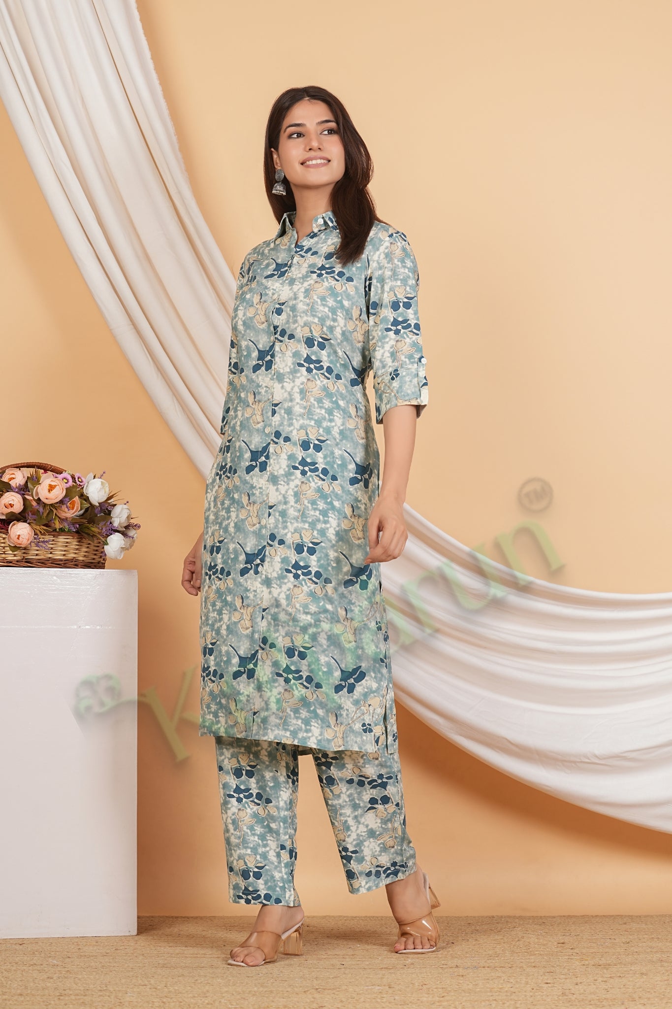 Kalparun Floral Print Rayon Kurta Set with Pants, Blue Kurta Set, Collared Neck