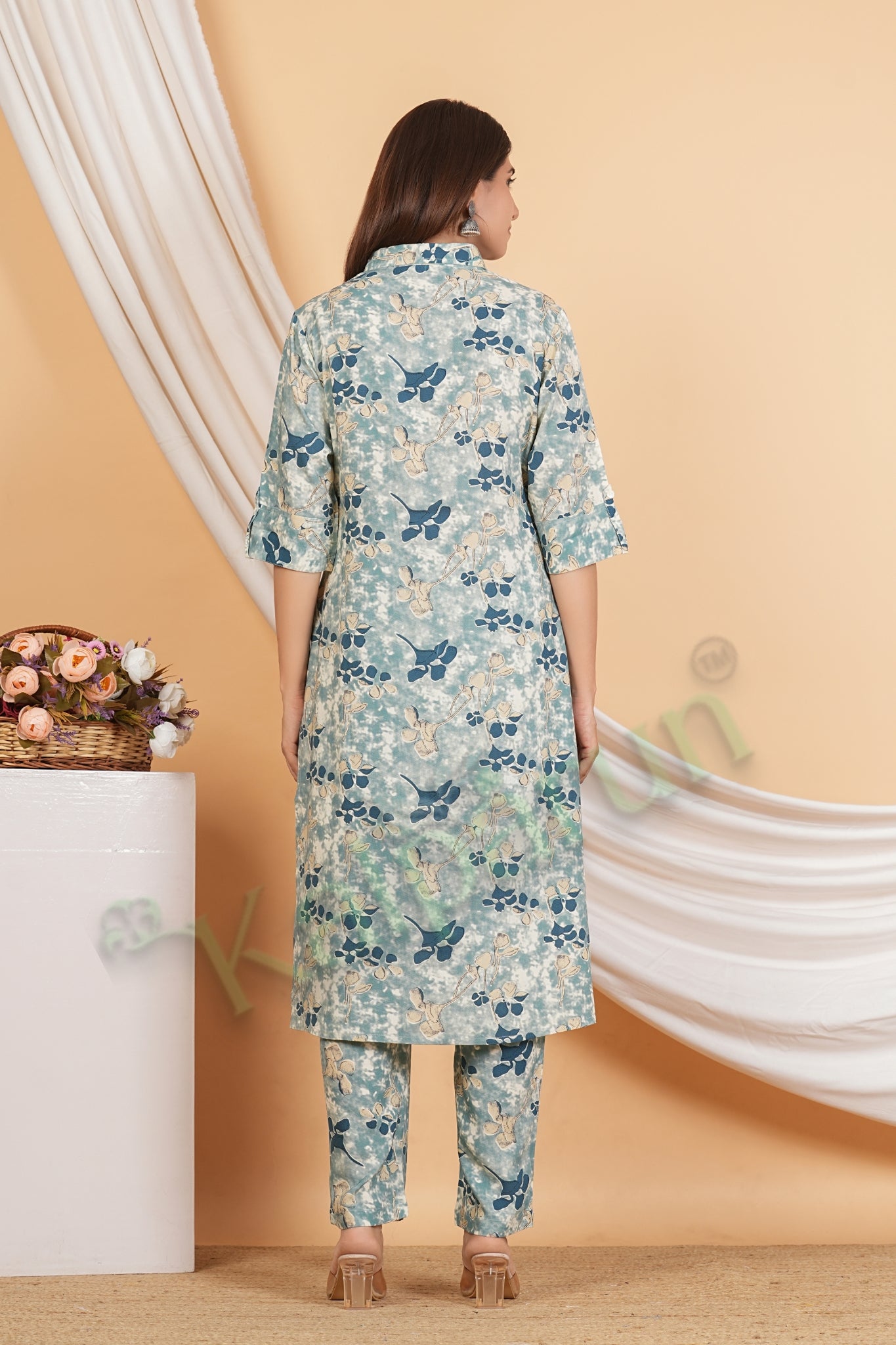 Kalparun Floral Print Rayon Kurta Set with Pants, Blue Kurta Set, Collared Neck