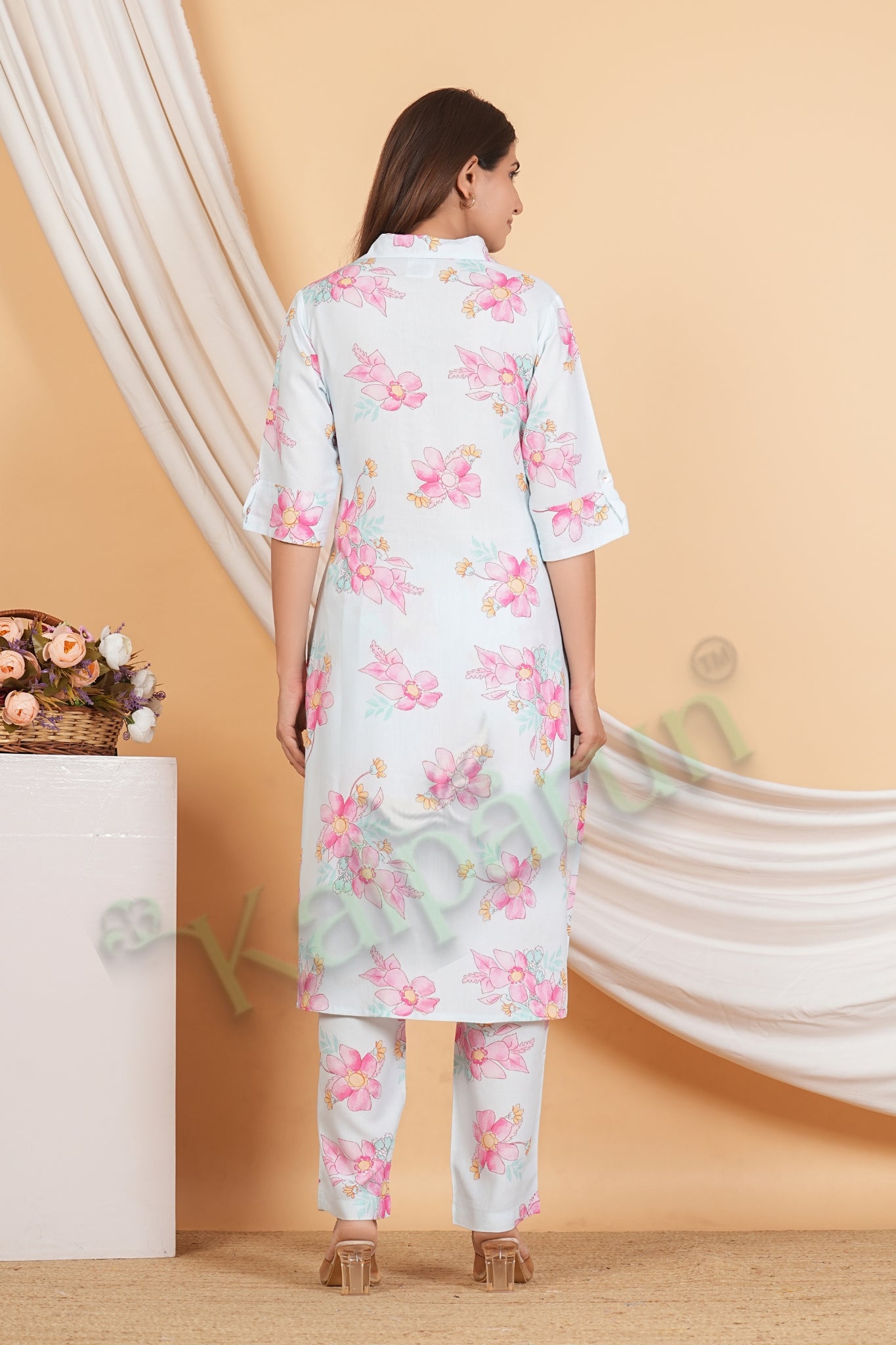 Kalparun Floral Print Rayon Kurta Set with Pant, Pink Kurta Set, Collared Neck
