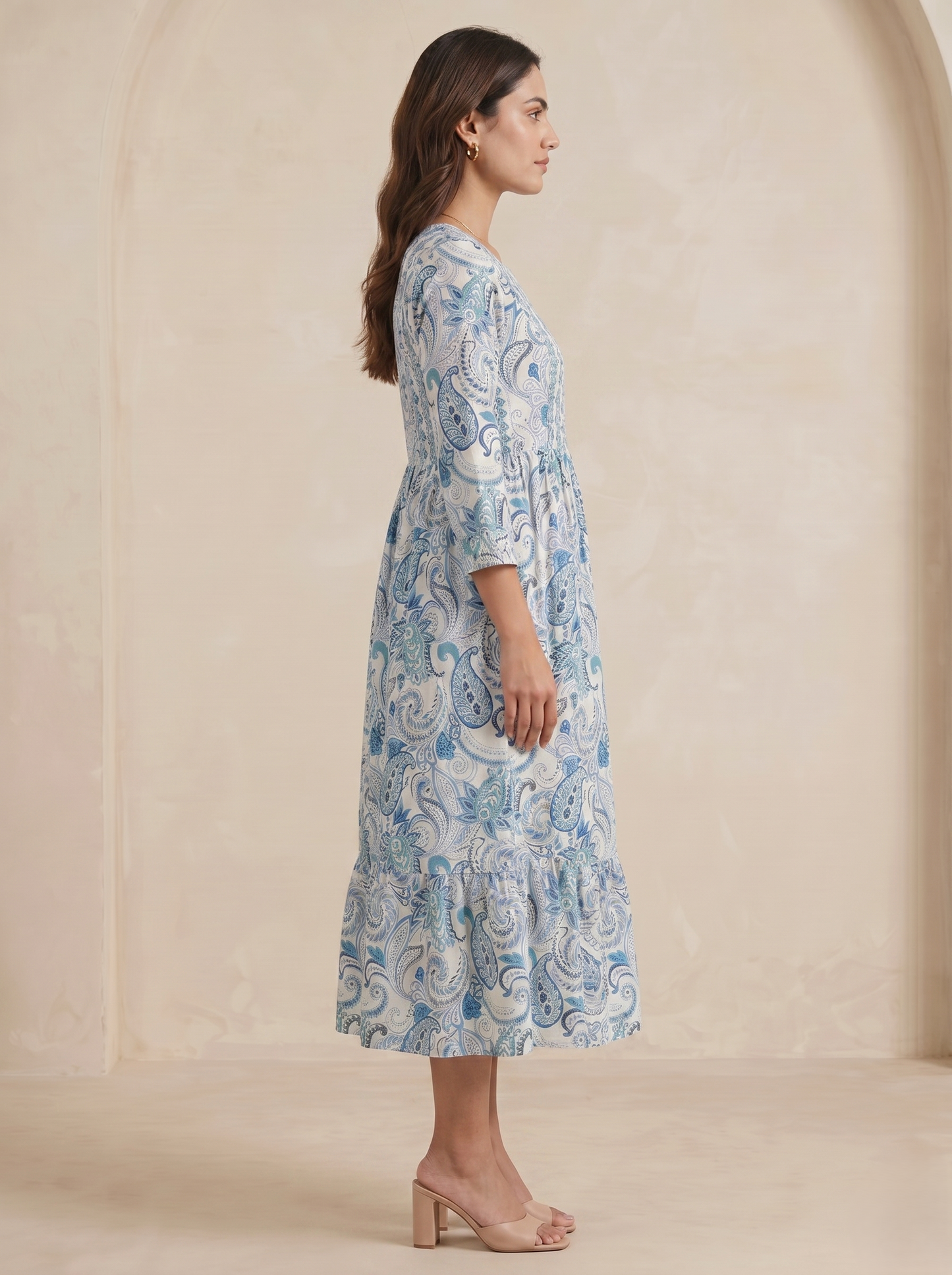 Women's Blue Viscose Rayon Paisley Print Midi Dress